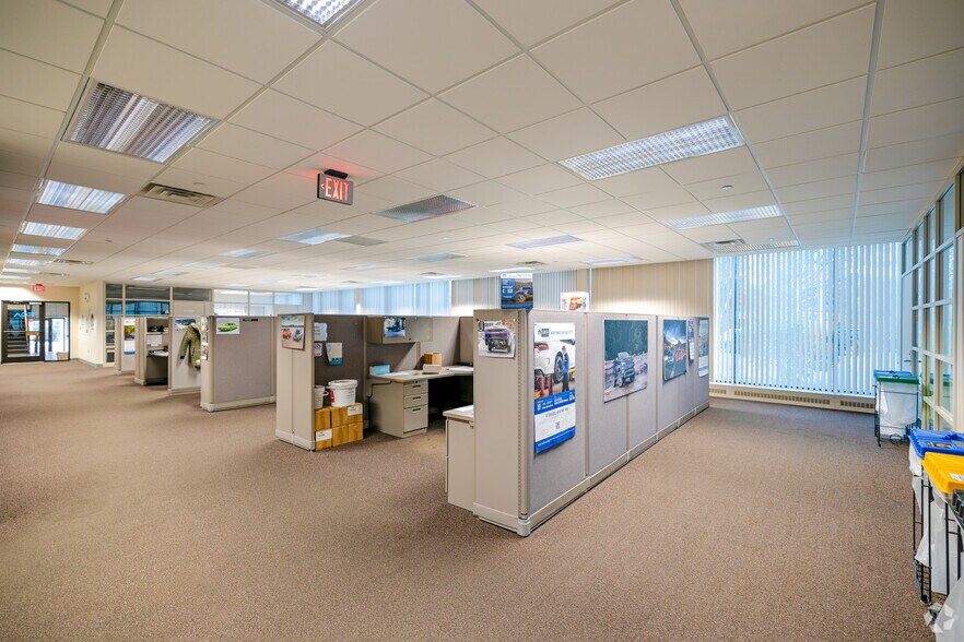 More Photos Of 108 Route 303, Tappan Distribution For Sale