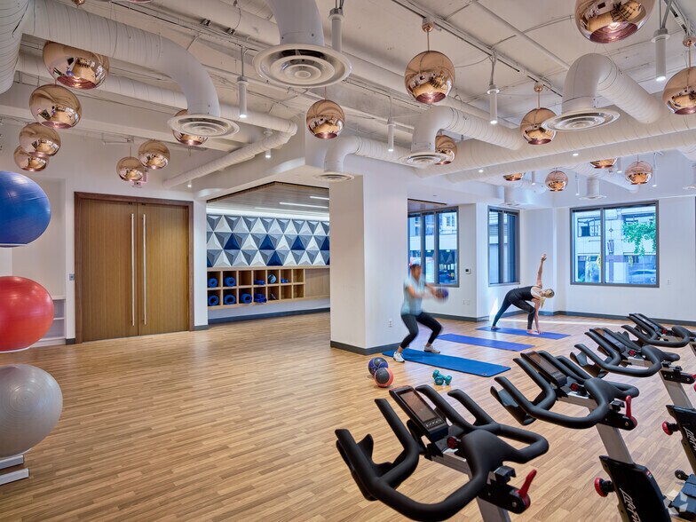 More Photos Of 1401 H St NW, Washington Office For Sale