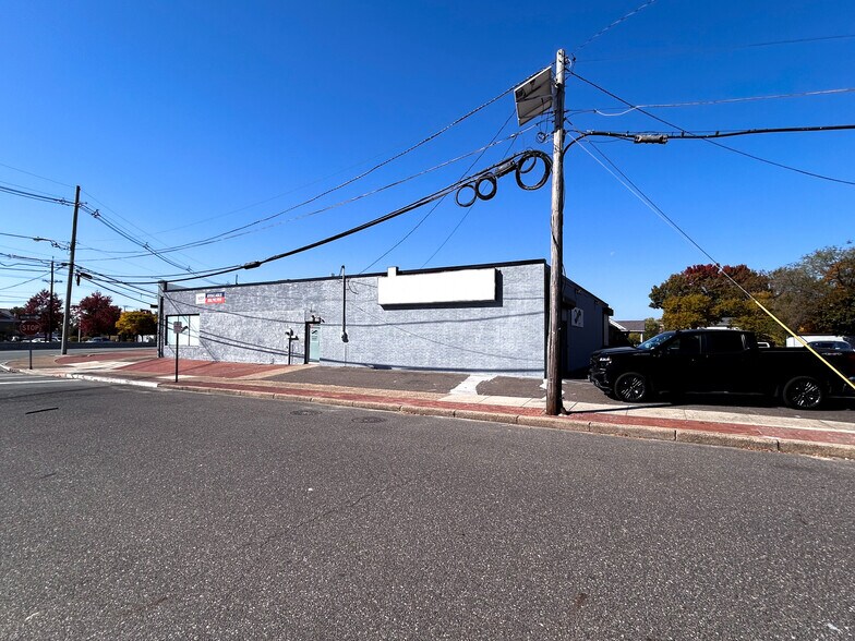 More Photos Of 5045-5057 Route 38, Pennsauken Light Distribution For Lease