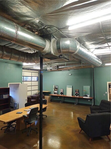 More Photos Of 536 W Mountain View Ave, La Habra Warehouse For Sale