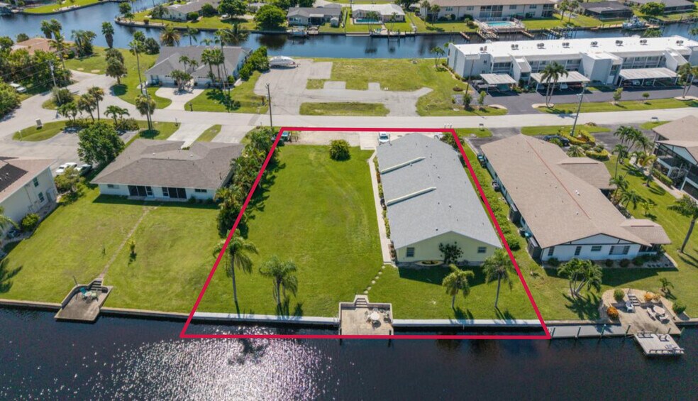 More Photos Of 4520 SE 5th Pl, Cape Coral Apartments For Sale