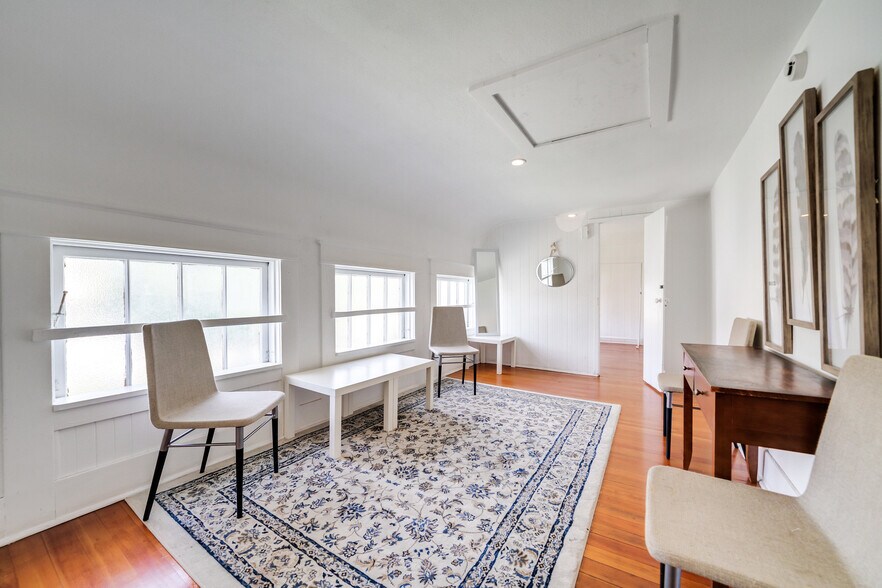 More Photos Of 4908 York Blvd, Los Angeles Lodge Meeting Hall For Lease