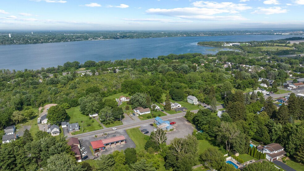 More Photos Of 877 State Fair Blvd, Solvay Storefront For Sale