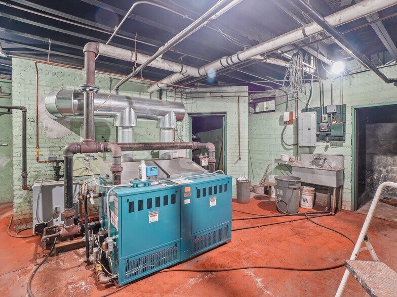 More Photos Of 480 State St, Conneaut Religious Facility For Sale