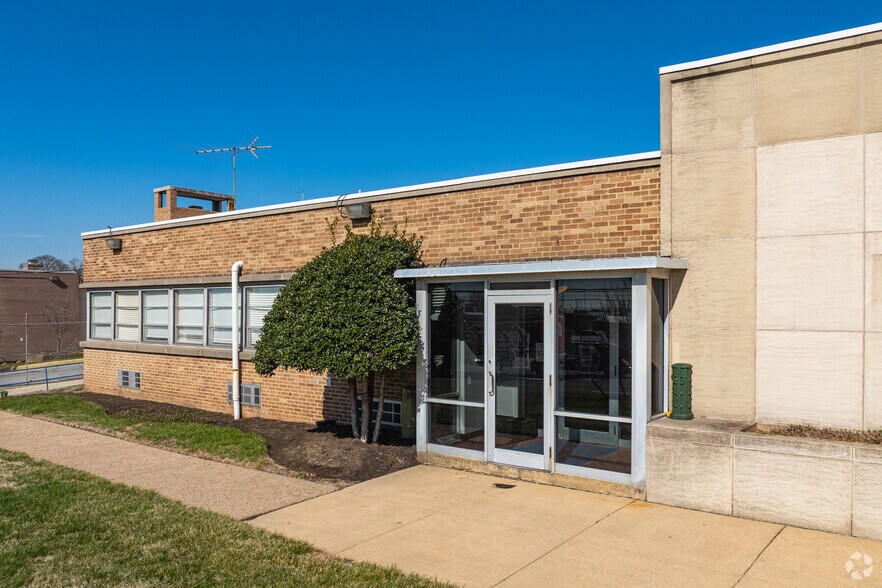 More Photos Of 3505 Governor Printz Blvd, Wilmington Manufacturing For Lease