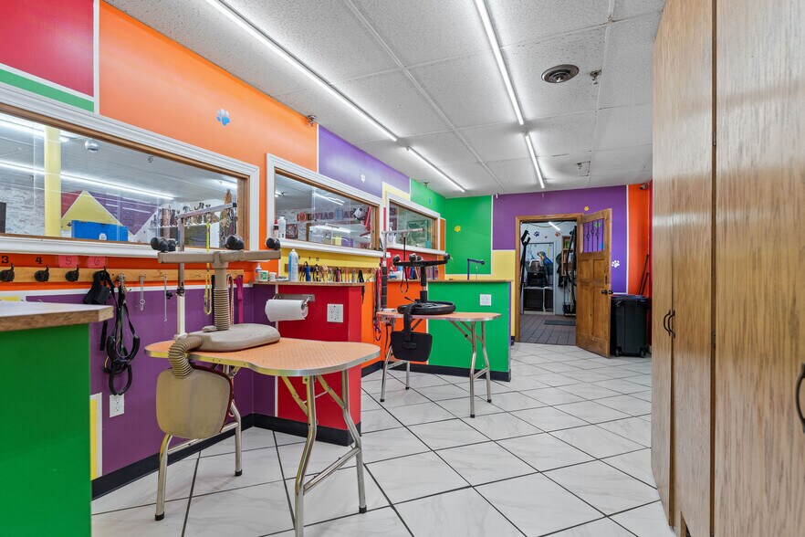 More Photos Of 109-111 Green St, Herkimer Office For Sale