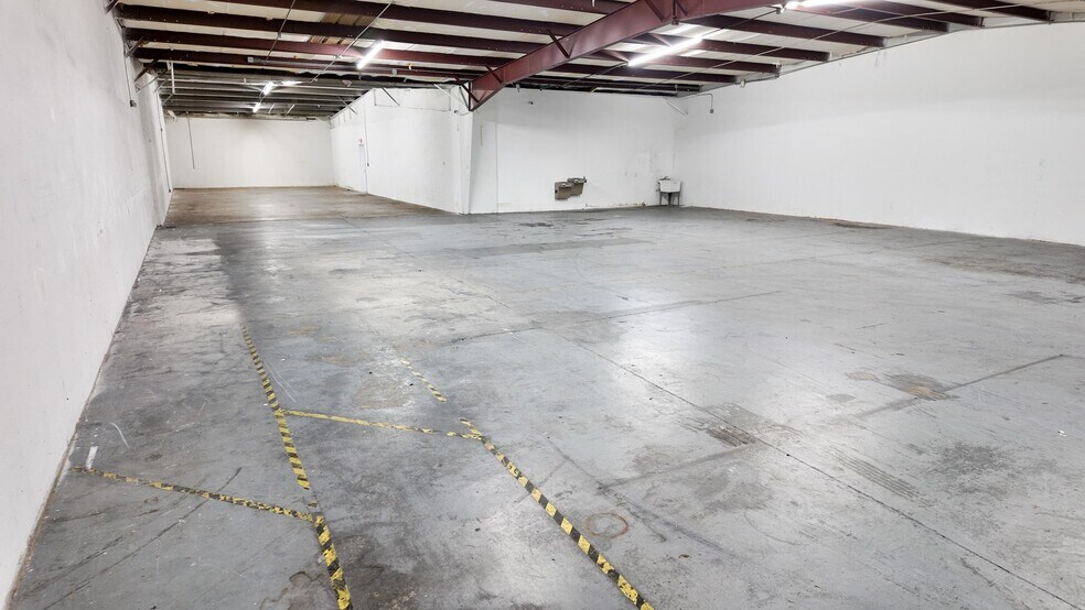 More Photos Of 440 Plumosa Ave, Casselberry Warehouse For Lease
