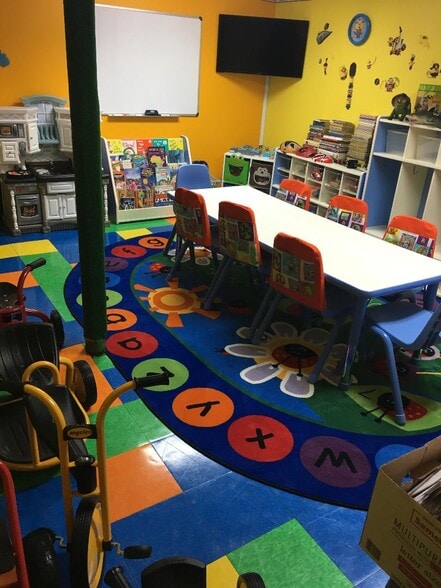 More Photos Of 3030 Whittier St, Saint Louis Daycare Center For Lease