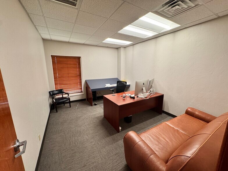 More Photos Of 7408 NW 85th St, Oklahoma City Warehouse For Sale