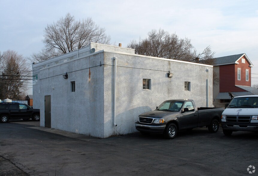 More Photos Of 223 Governor Printz Blvd, Lester Office For Sale