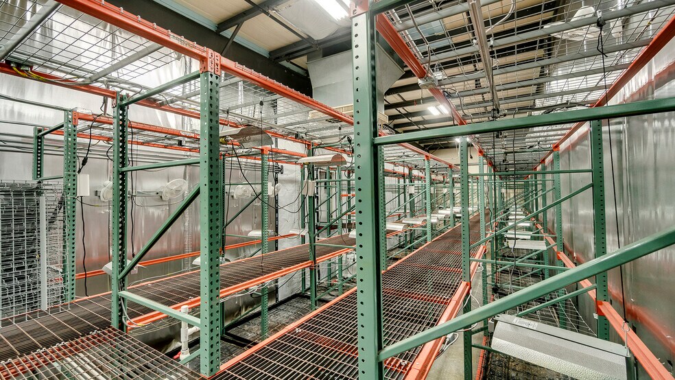 More Photos Of 101 N Washington St, Hanover Warehouse For Sale