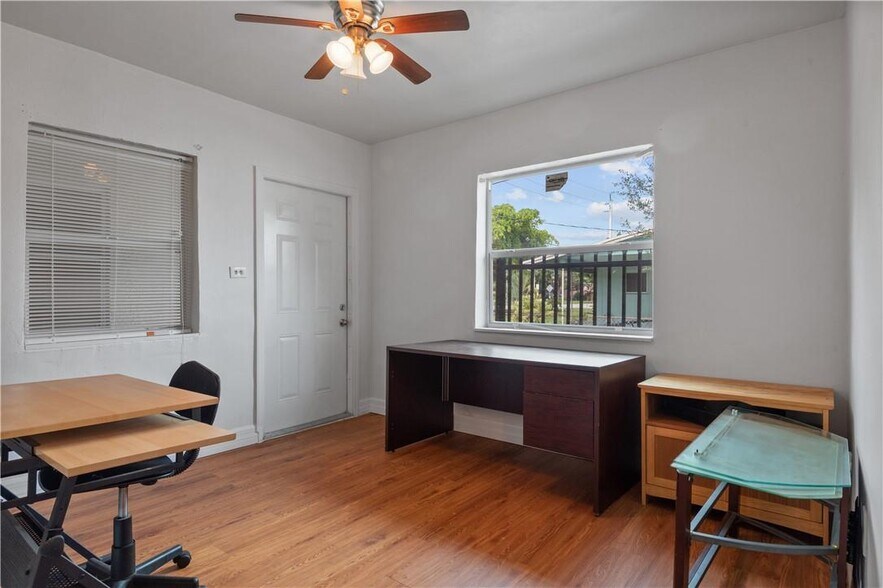 More Photos Of 2247 Simms St, Hollywood Apartments For Sale