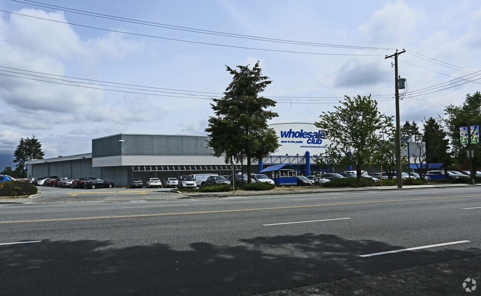 More Photos Of 5335 Kingsway, Burnaby Freestanding For Sale