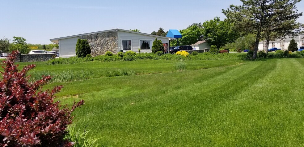 More Photos Of 870 US-42 NE, London Hotel For Sale