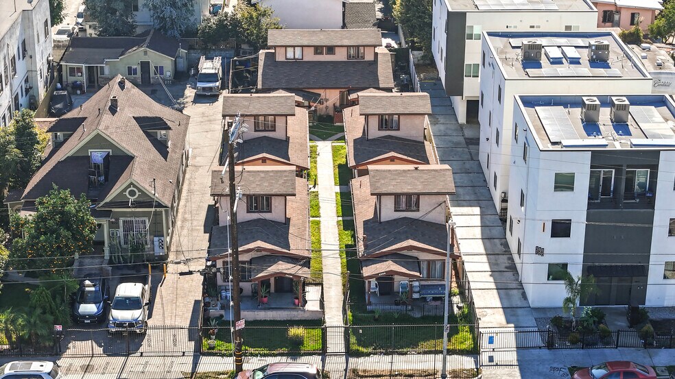 More Photos Of 634 Adams Blvd, Los Angeles Apartments For Sale