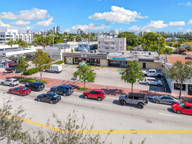 More Photos Of 1445 Alton Rd, Miami Beach General Retail For Lease