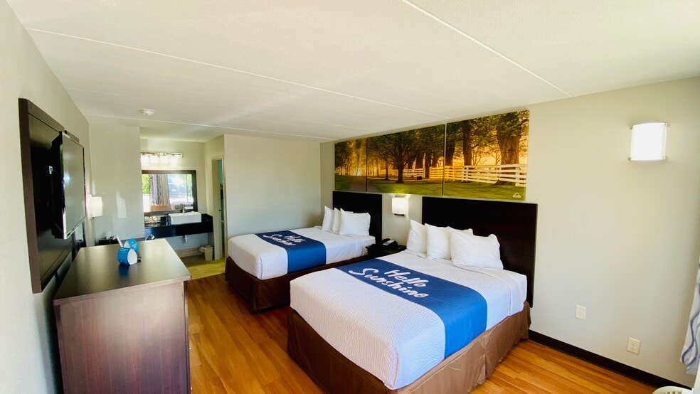 More Photos Of 484 Moody Dr, Maysville Hotel For Sale