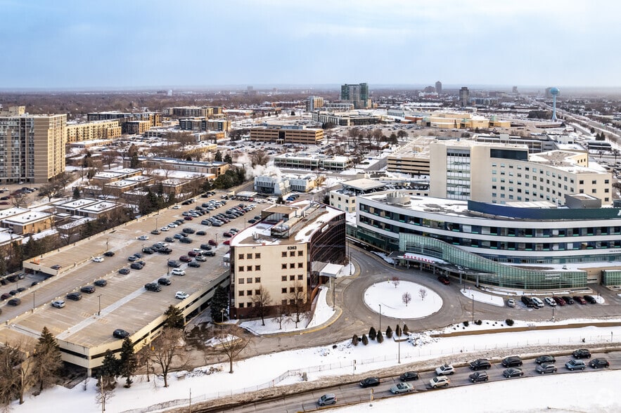 More Photos Of 6363 France Ave S, Edina Office For Sale