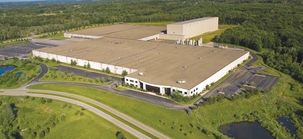 Primary Photo Of 2455 Robison Rd W, Erie Distribution For Lease