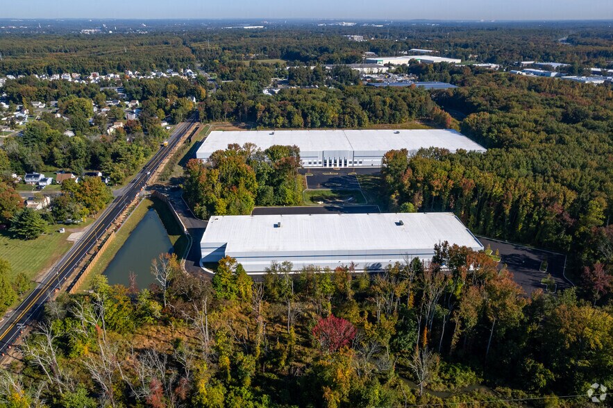 More Photos Of 2609 Rancocas Rd, Burlington Warehouse For Lease