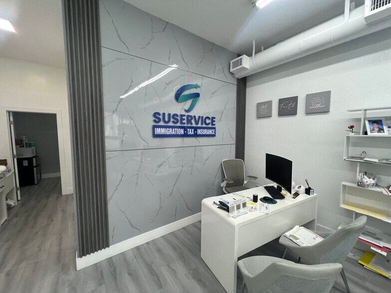 More Photos Of 4751-4799 Palm Ave, Hialeah Storefront Retail Office For Lease