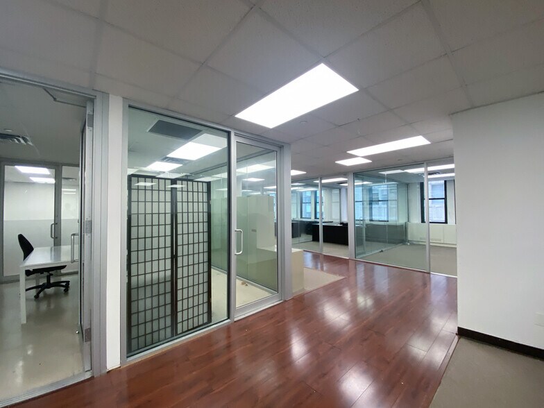 More Photos Of 111 John St, New York Office For Lease