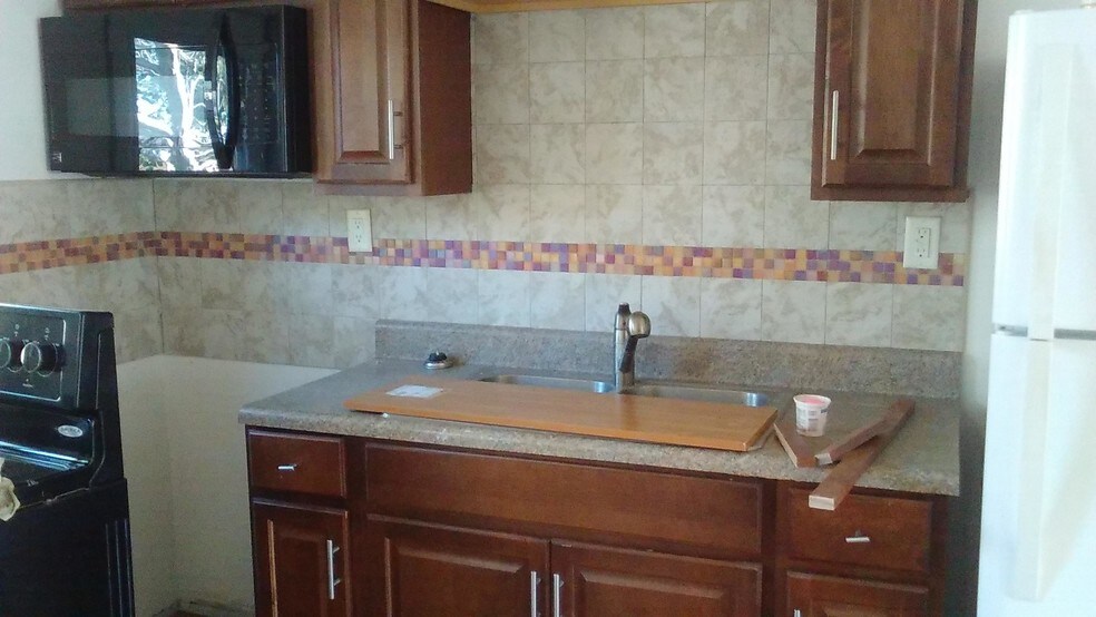 More Photos Of 7105 Poinsetta Ave, Cape Canaveral Apartments For Sale