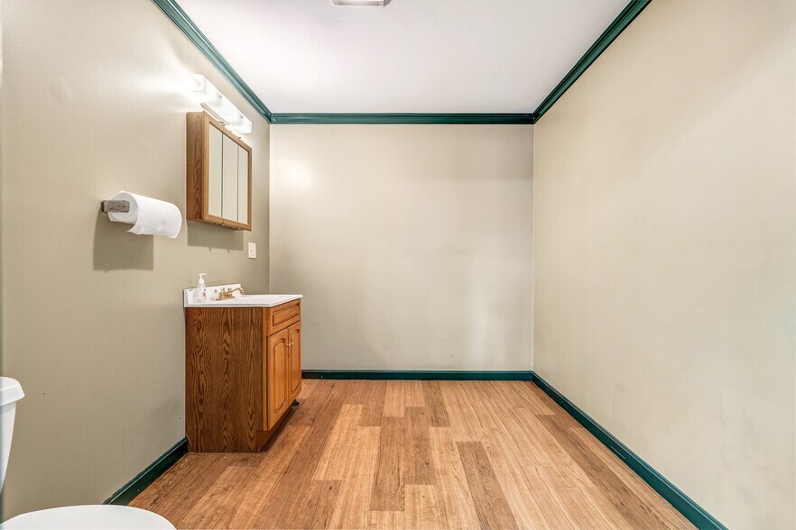 More Photos Of 163 Main Rd N, Frankfort Warehouse For Sale