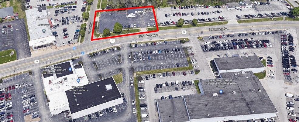 More Photos Of 263 Broadway Ave, Bedford Auto Dealership For Lease