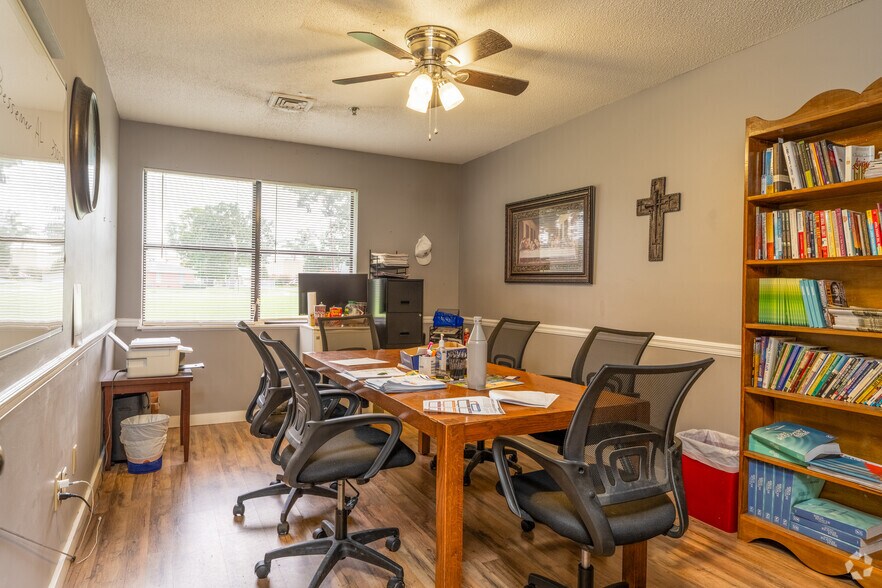 More Photos Of 1612 5th Ave N, Bessemer Medical For Sale