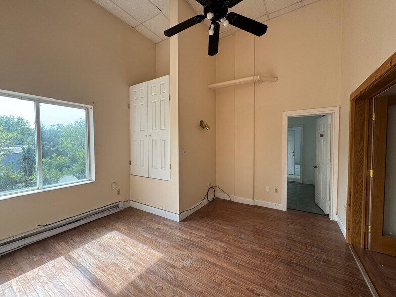 More Photos Of 2430 NY-32, Cornwall Township Showroom For Lease