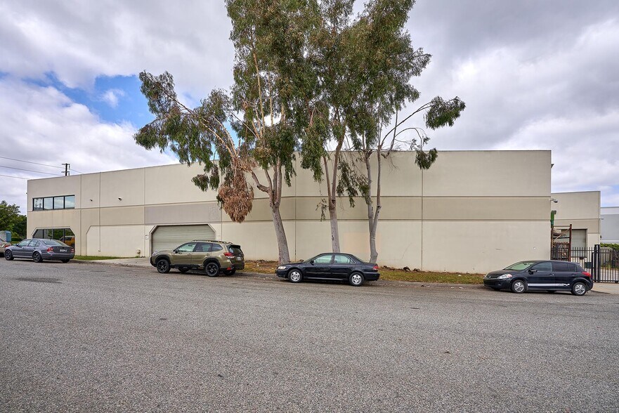 More Photos Of 1195 W Victoria St, Compton Warehouse For Sale