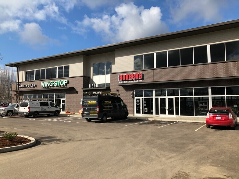 More Photos Of 11350 SW Canyon Rd, Beaverton Storefront Retail Office For Lease