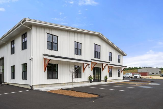 More Photos Of 2 Ricketts Pond Dr, Carver Light Distribution For Lease