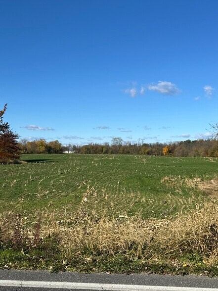 More Photos Of 4615 Lincoln Way E, Fayetteville Land For Sale