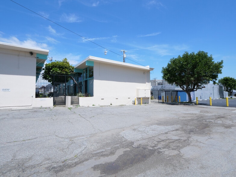 More Photos Of 529 W 9th St, San Pedro Office For Lease