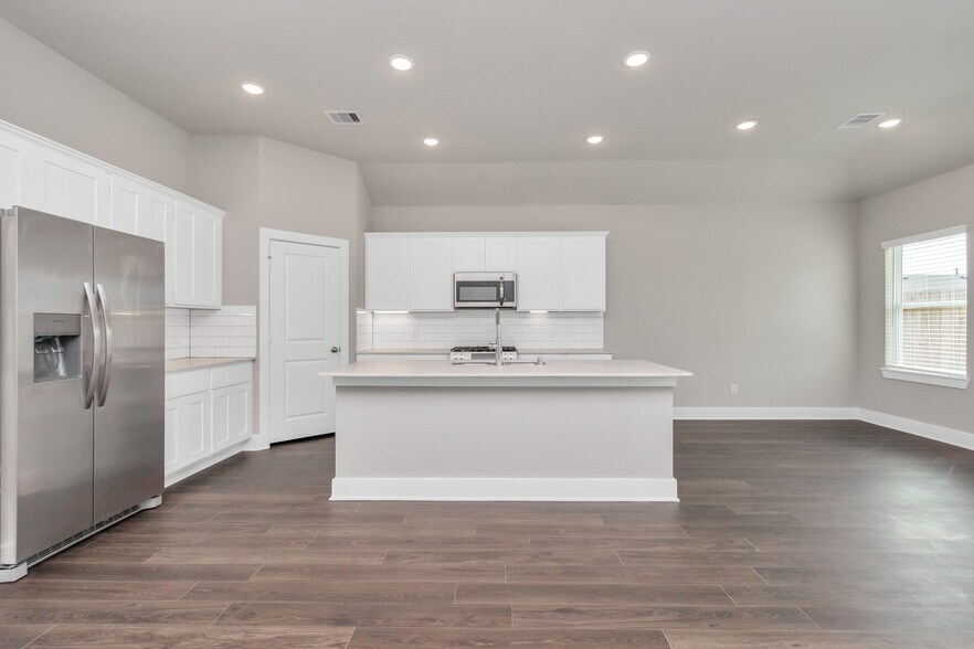 More Photos Of 10211 Alpine Lake Ln, Rosharon Apartments For Sale