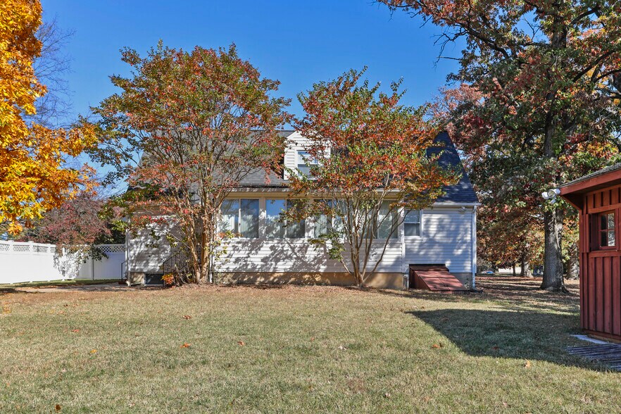 More Photos Of 2893 Jessup Rd, Jessup Office For Sale