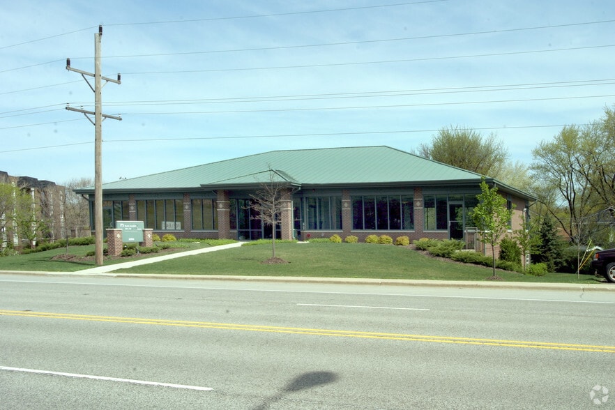 Primary Photo Of 1150 W Northwest Hwy, Mount Prospect Office For Sale