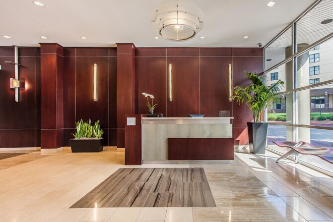 More Photos Of 160 Clairemont Ave, Decatur Office For Lease