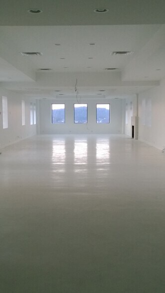 More Photos Of 3567 Bigelow Blvd, Pittsburgh Loft Creative Space For Sale