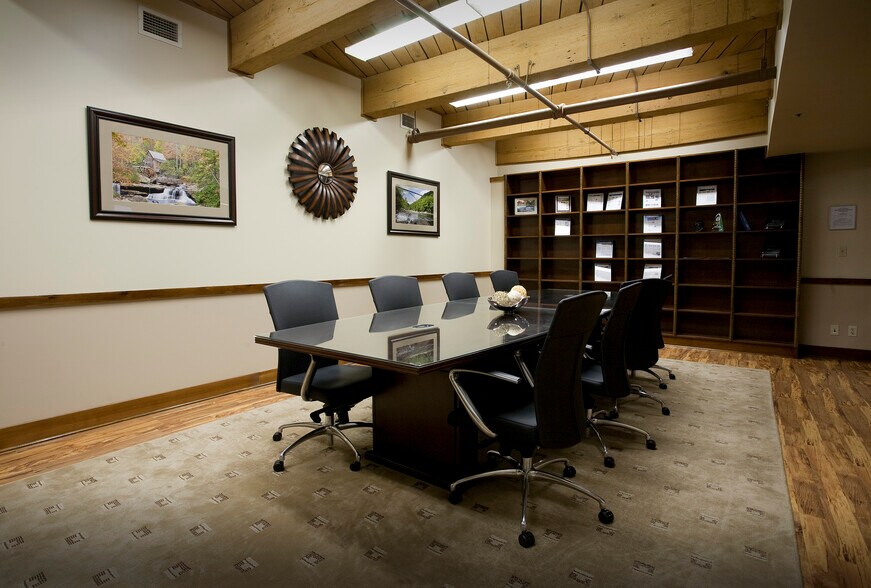 More Photos Of 10 Hale St, Charleston Loft Creative Space For Sale