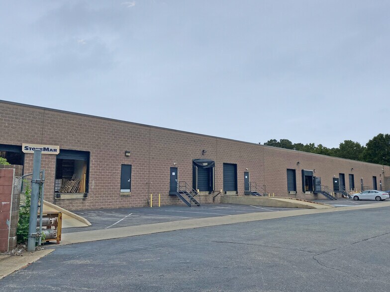 More Photos Of 8 E Stow Rd, Marlton Unknown For Lease