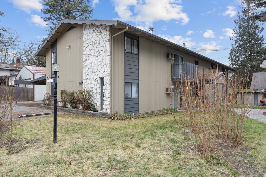 More Photos Of 912 S Madison St, Spokane Apartments For Sale