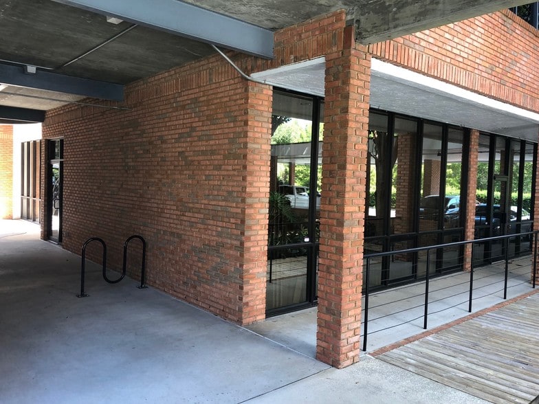 More Photos Of 2770 NW 43rd St, Gainesville Office For Lease