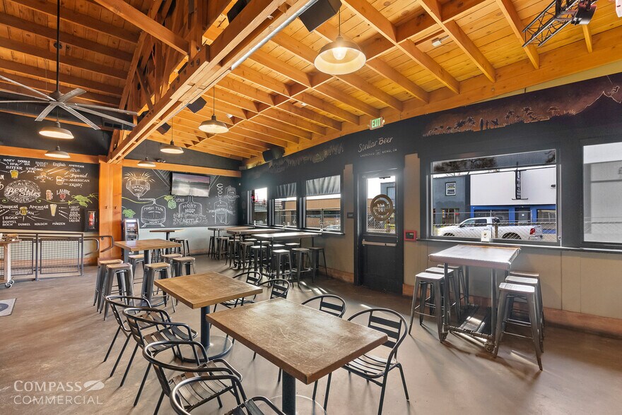 More Photos Of 24 NW Greenwood Ave, Bend Restaurant For Sale