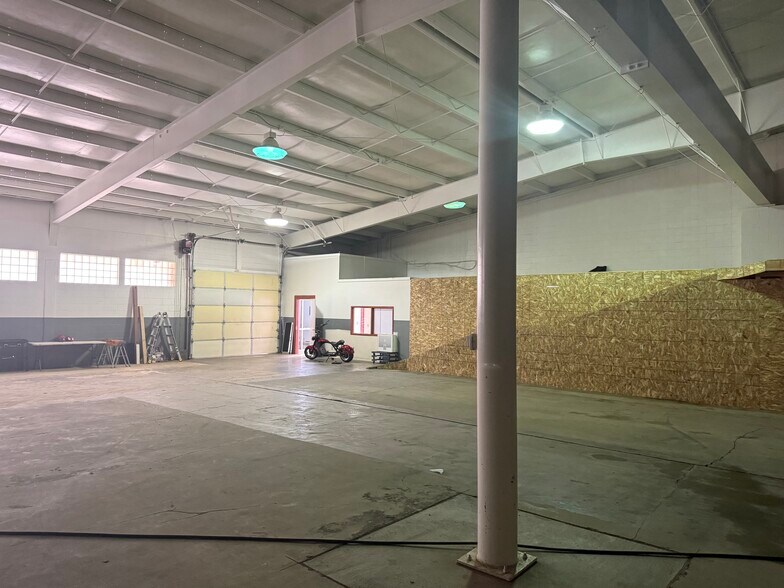 More Photos Of 620 W Vermijo Ave, Colorado Springs Warehouse For Lease