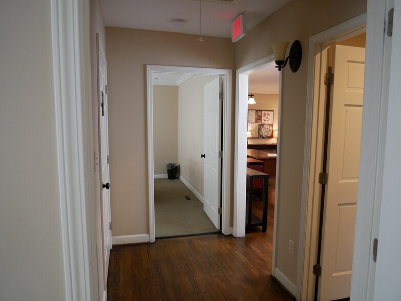 More Photos Of 496 Medlock Rd, Decatur Office Residential For Lease