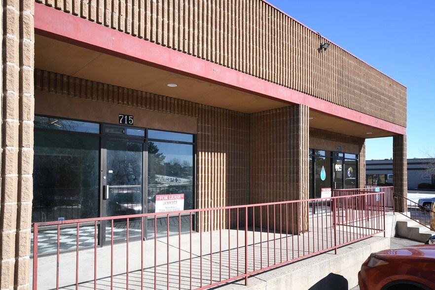 Primary Photo Of 711-729 Billings St, Aurora Flex For Lease