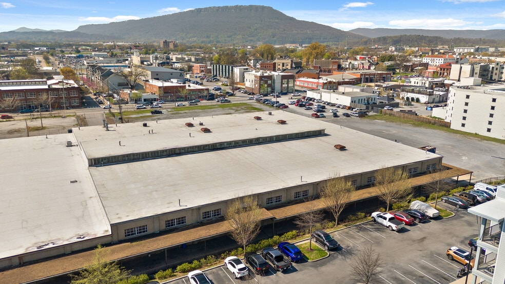 More Photos Of 405 E Main St, Chattanooga Warehouse For Sale
